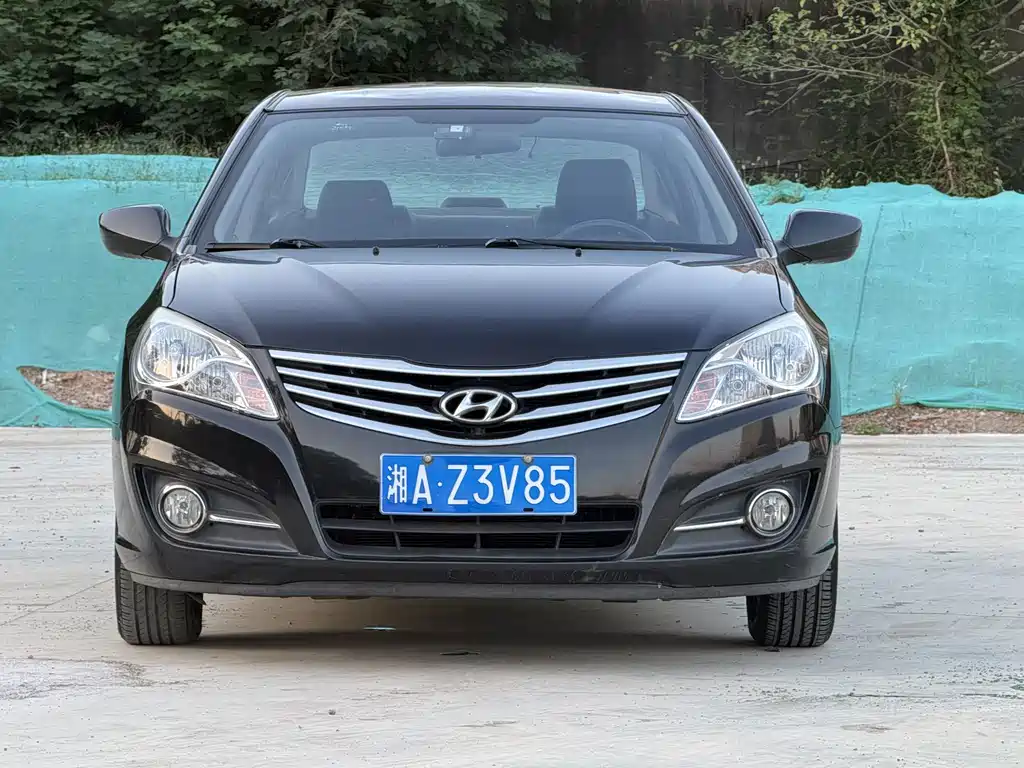 Hyundai Elantra — миниатюра 2