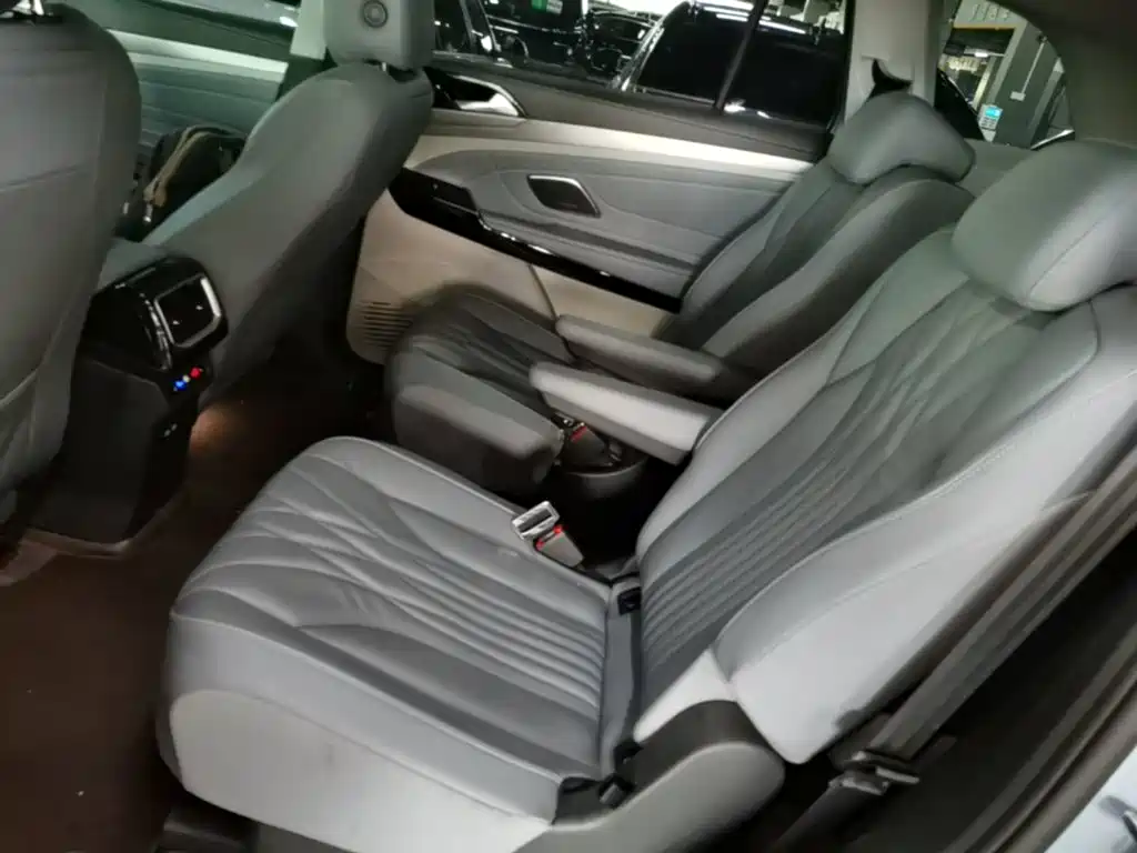 Volkswagen ID.6 X — миниатюра 17