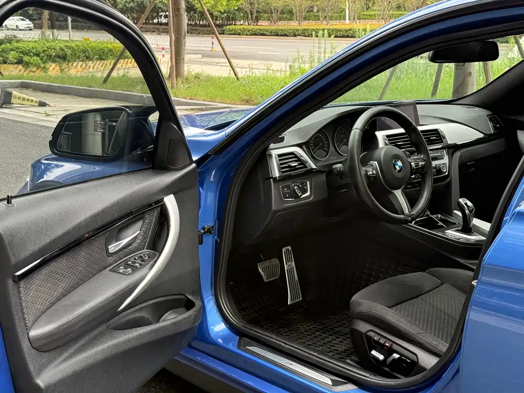 BMW 3 Series — миниатюра 7