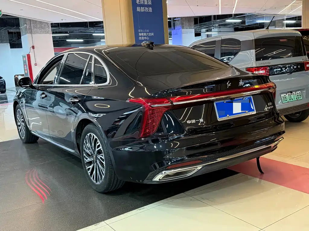 Hongqi Hongqi H5 — миниатюра 16
