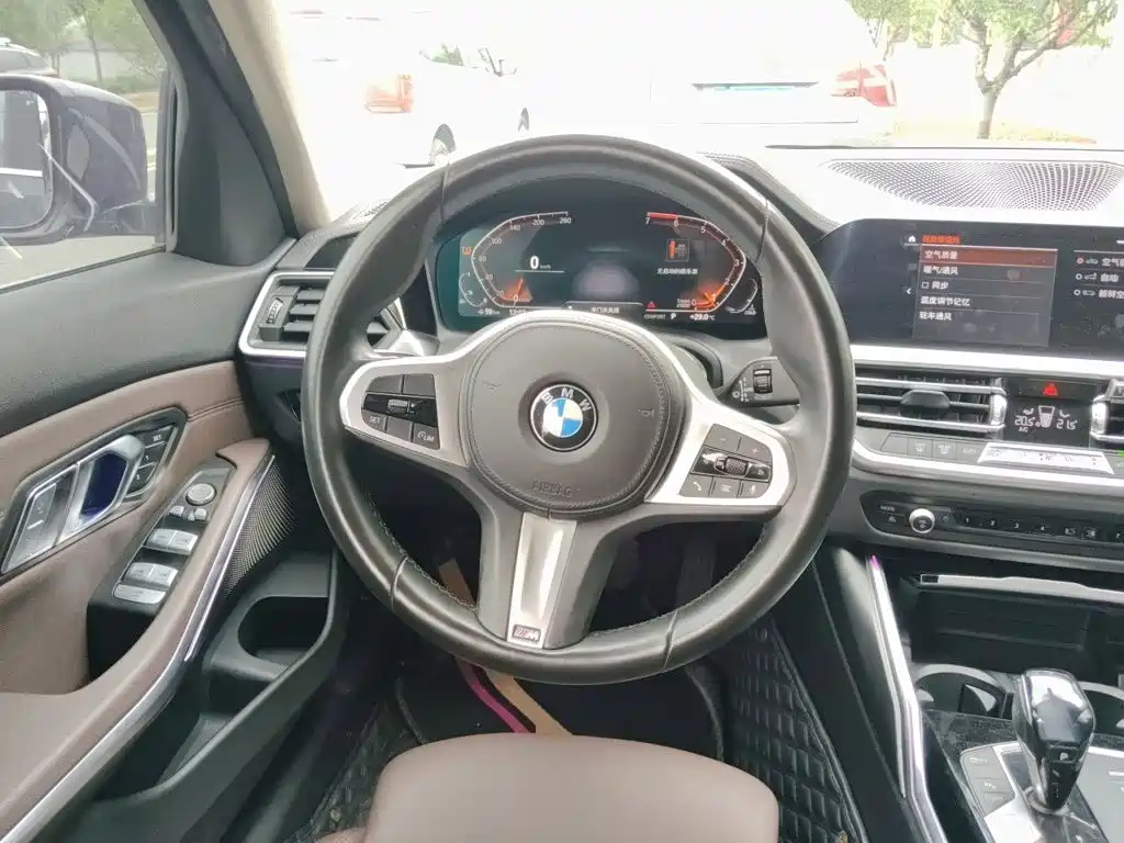 BMW 3 Series — миниатюра 11