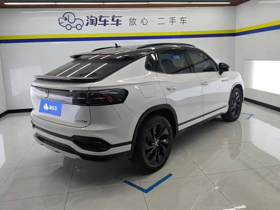 Volkswagen TayronX X 2023 330TSI Luxury