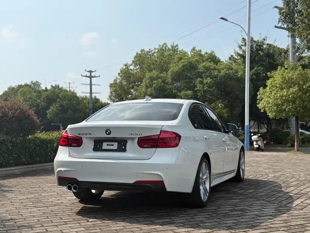 BMW 3 Series — миниатюра 6