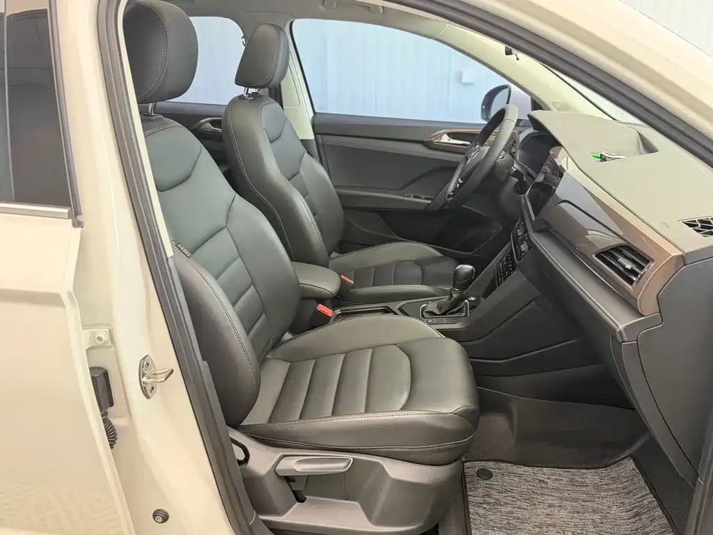 Volkswagen Tharu — миниатюра 16