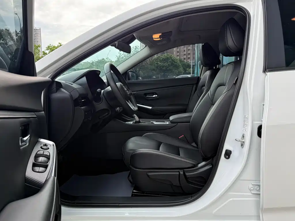 Nissan Sylphy 2023 1.6L CVT Enjoy