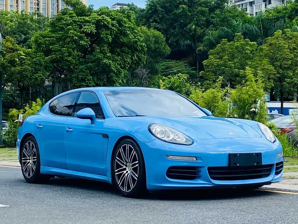 Porsche Panamera — миниатюра 3