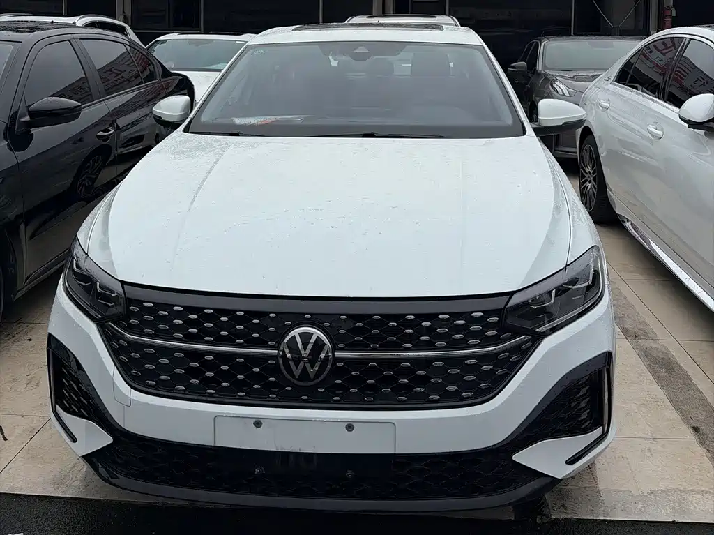 Volkswagen Lavida — миниатюра 2