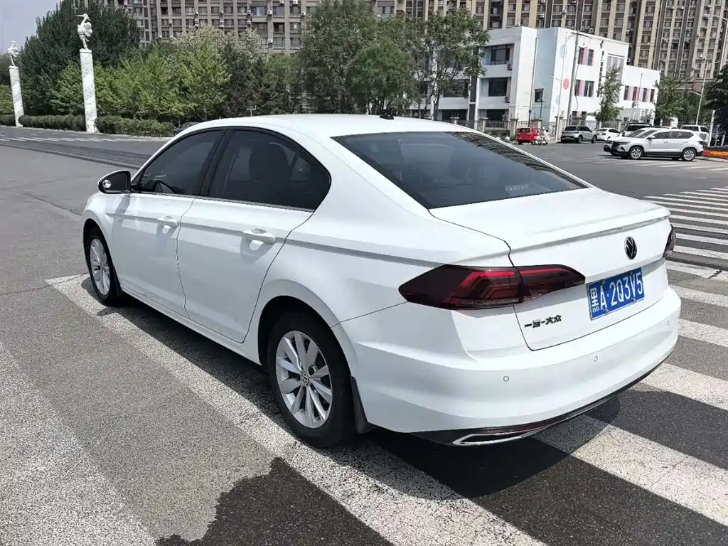 Volkswagen Bora 2020 1.5L AT Comfort