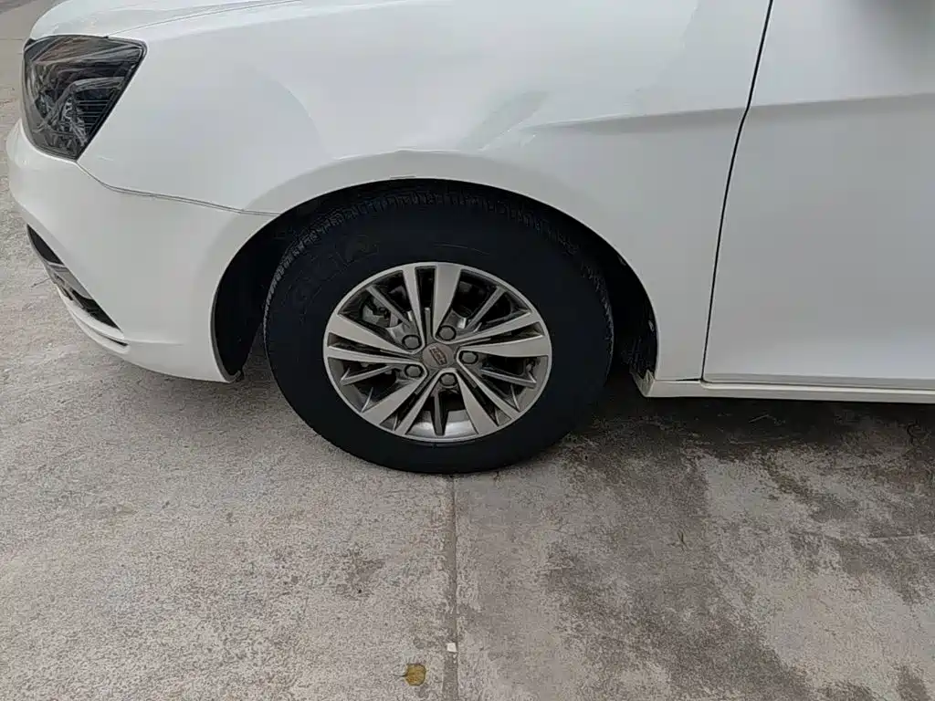 Geely Emgrand — миниатюра 23