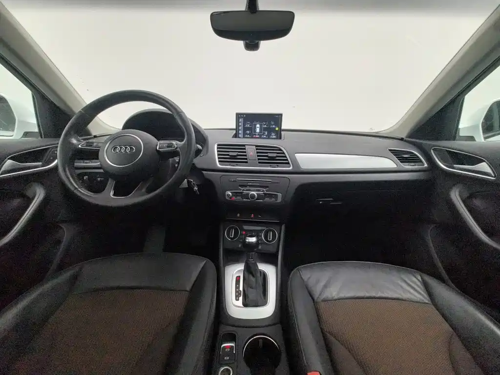 Audi Q3 — миниатюра 5