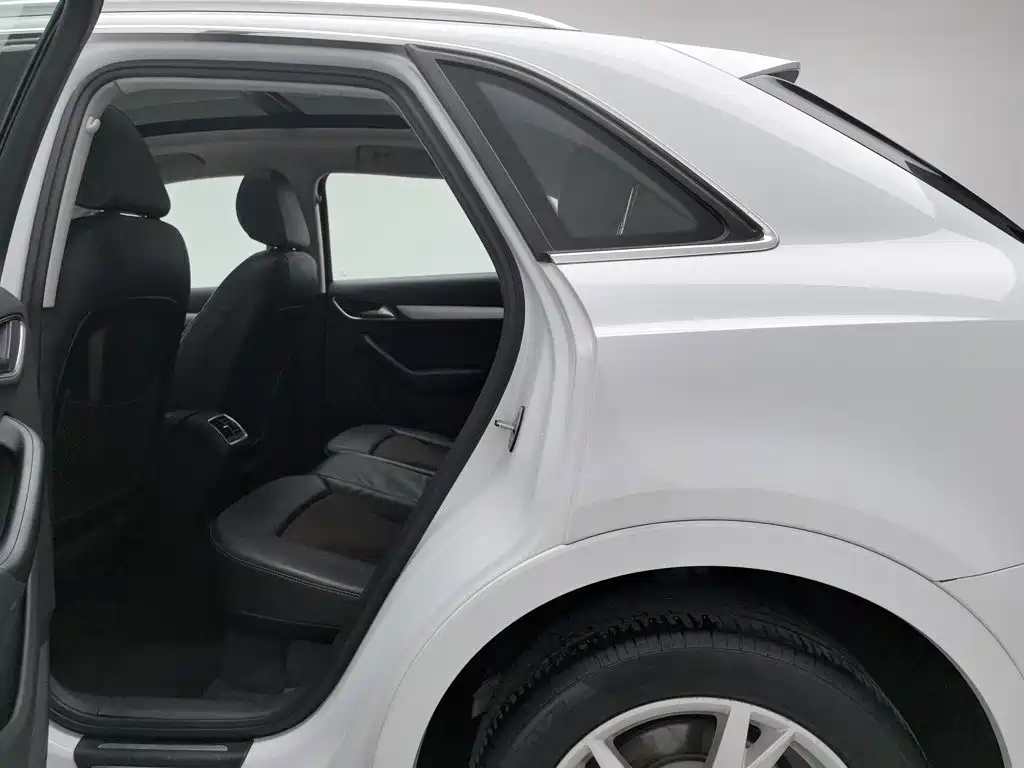 Audi Q3 — миниатюра 15