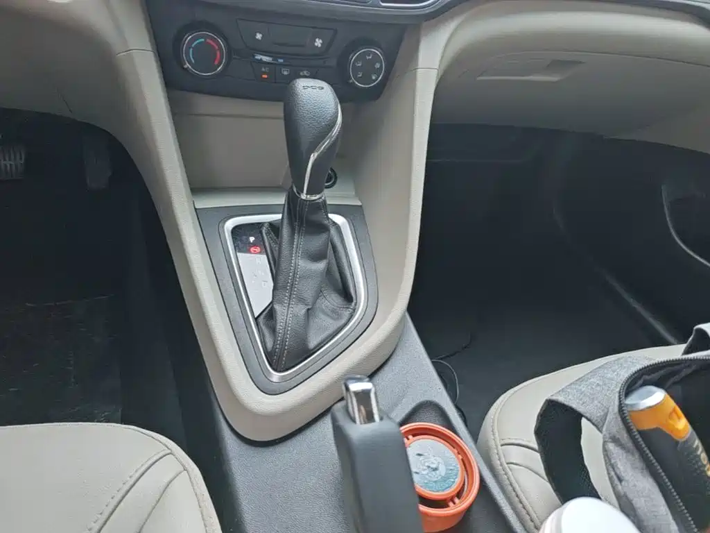 Buick Excelle — миниатюра 14