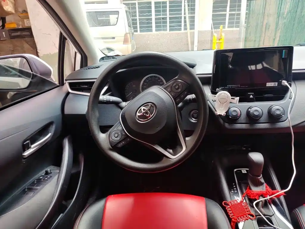 Toyota Corolla — миниатюра 6