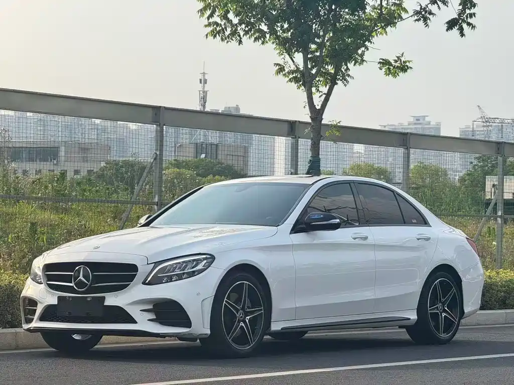Mercedes-Benz C-Class 2020
