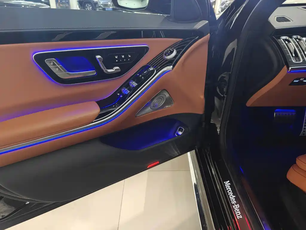 Mercedes-Benz S-Class — миниатюра 5