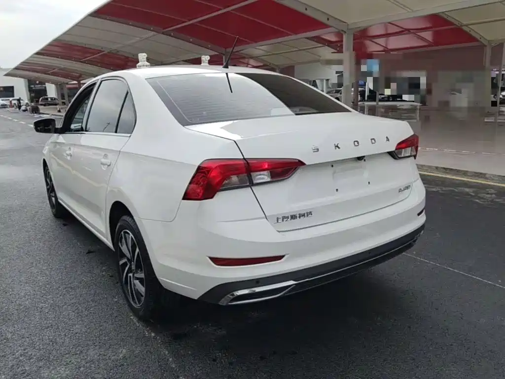 Skoda Rapid 2020 1.5L AT Comfort