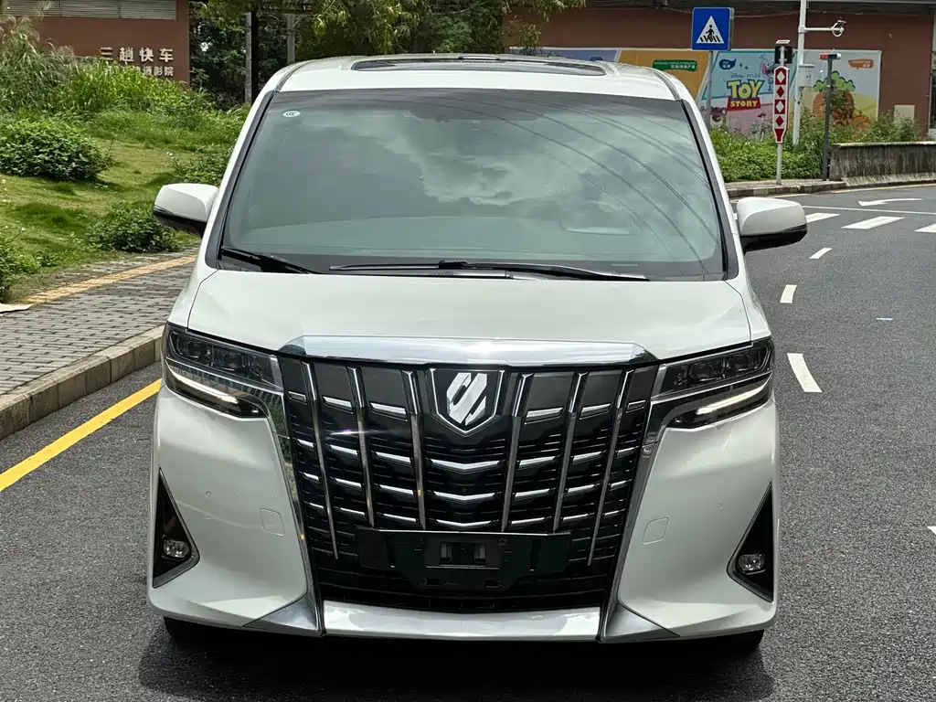 Toyota Alphard 2018 3.5L Luxury