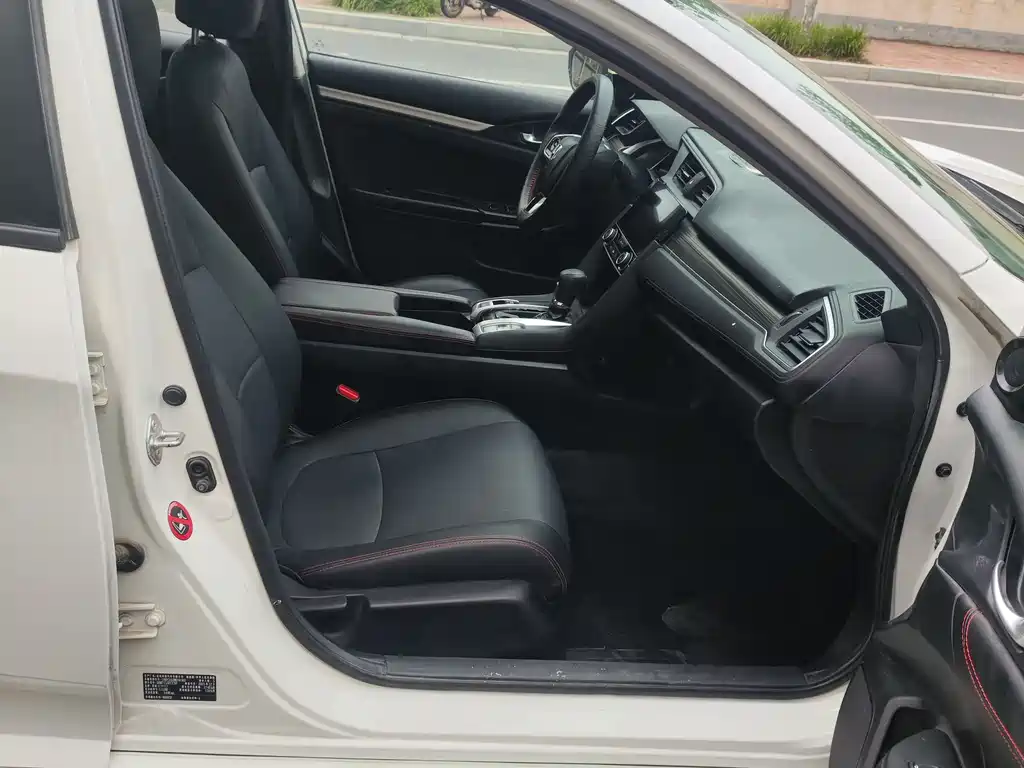 Honda Civic 2019 220TURBO CVT VI