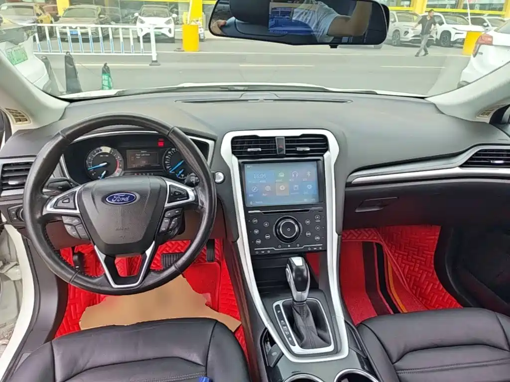 Ford Mondeo — миниатюра 10