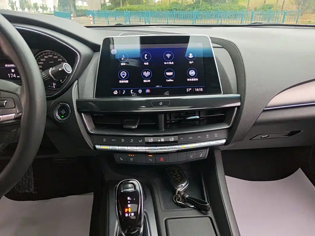 Cadillac CT5 — миниатюра 13