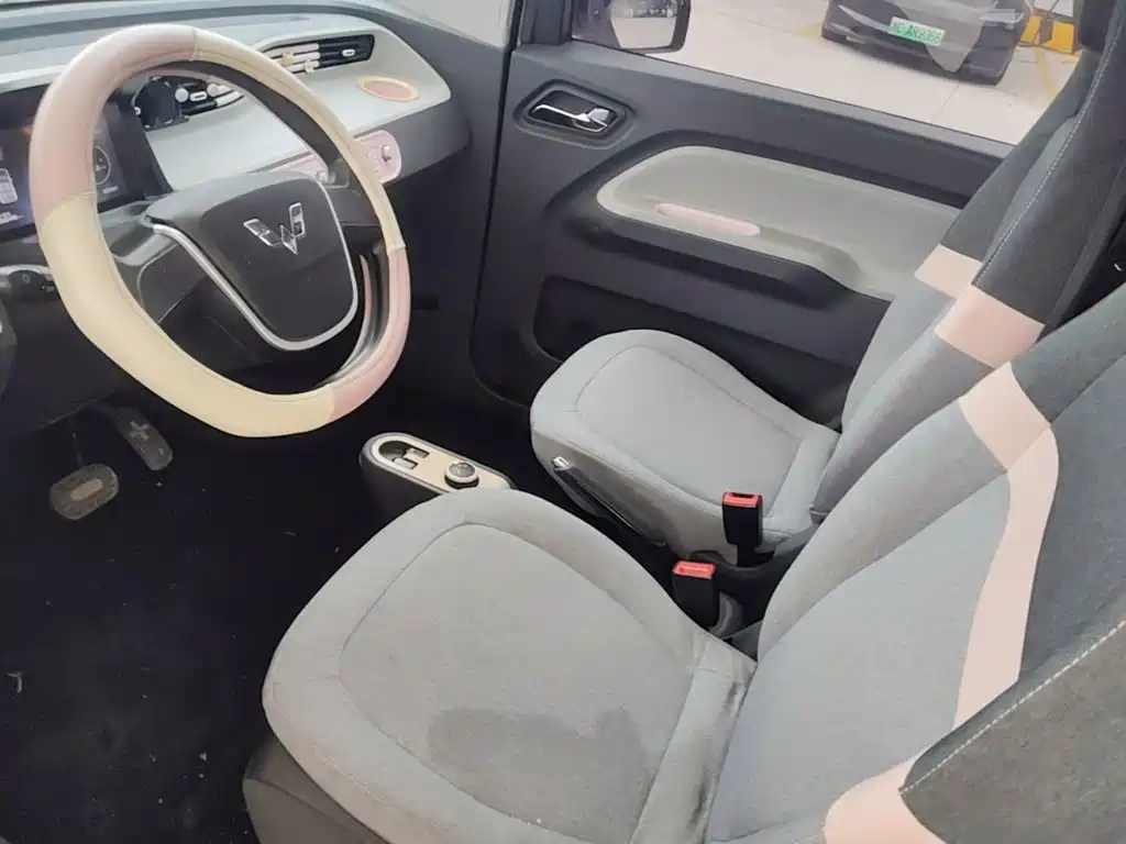 Wuling MINIEV — миниатюра 15