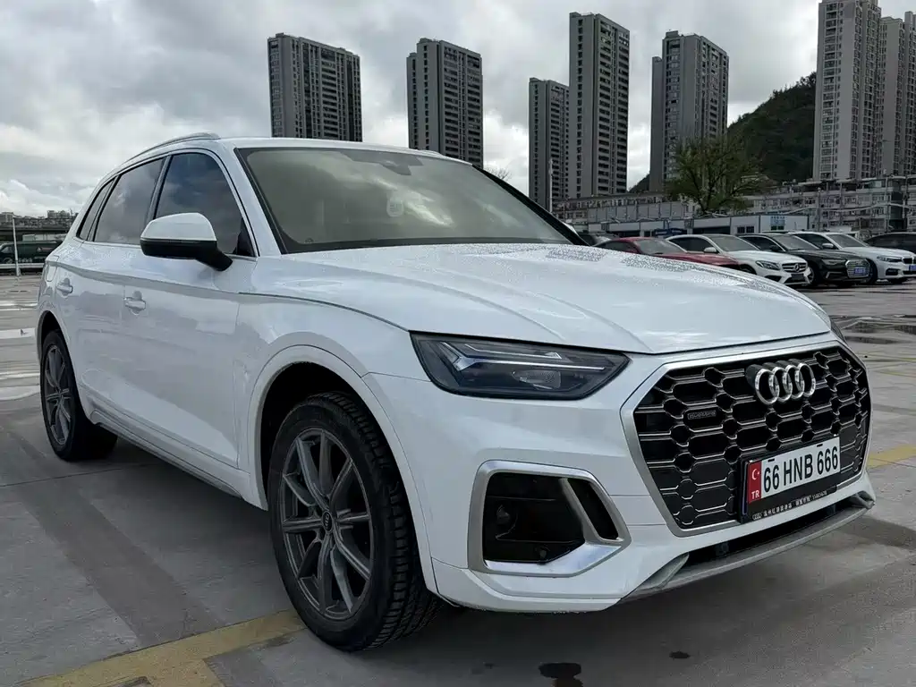 Audi Q5L — миниатюра 3