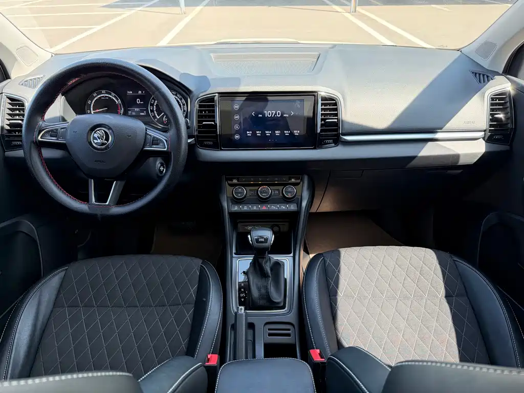 Skoda Karoq — миниатюра 8