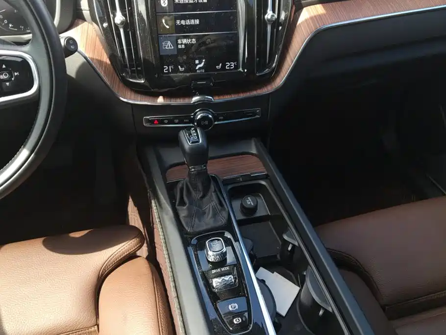 Volvo XC60 — миниатюра 16