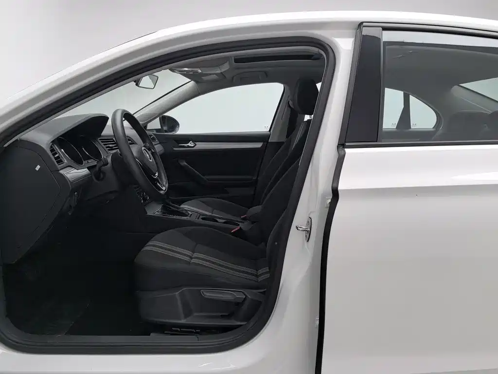 Volkswagen Lamando — миниатюра 10