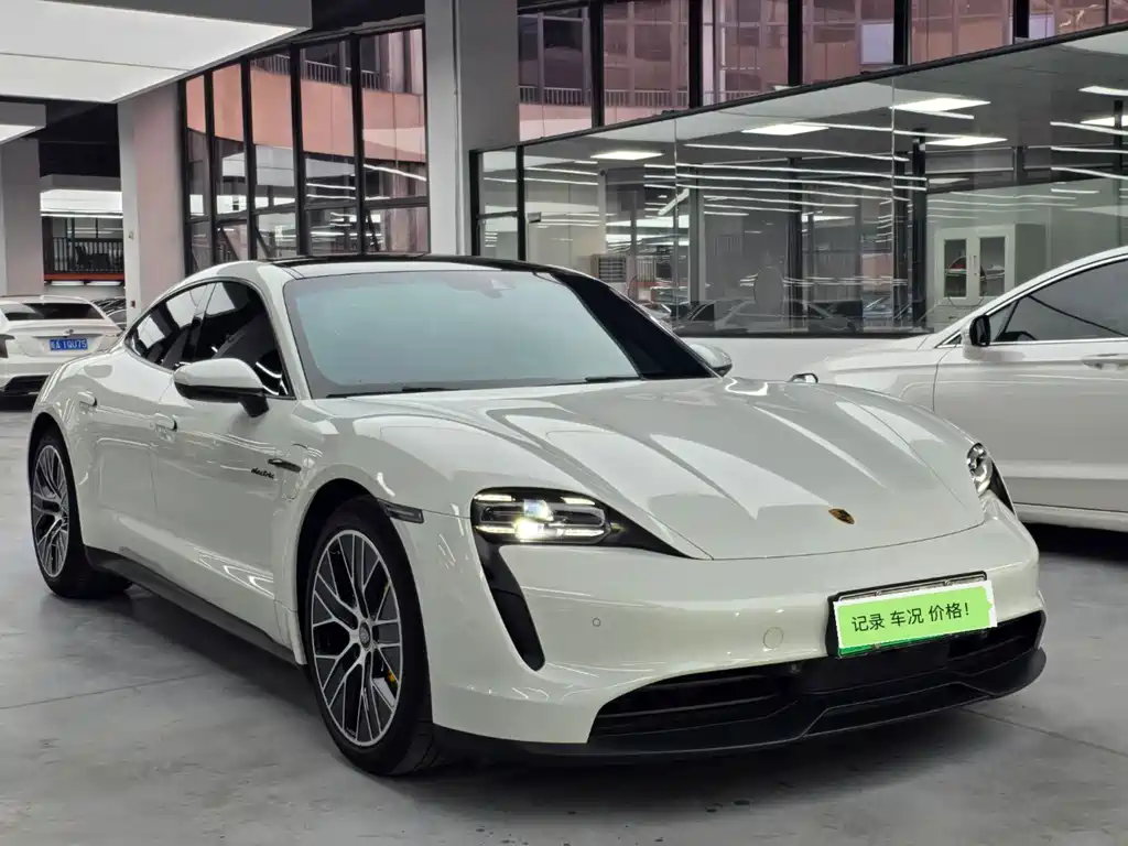 Porsche Taycan 2019 Taycan 4S