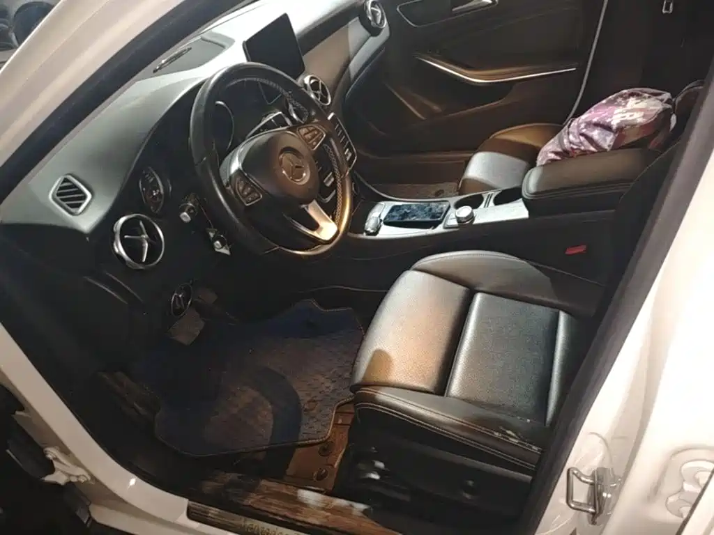 Mercedes-Benz GLA — миниатюра 15