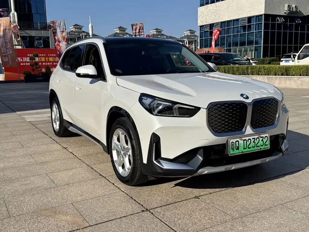 BMW iX1 — миниатюра 2