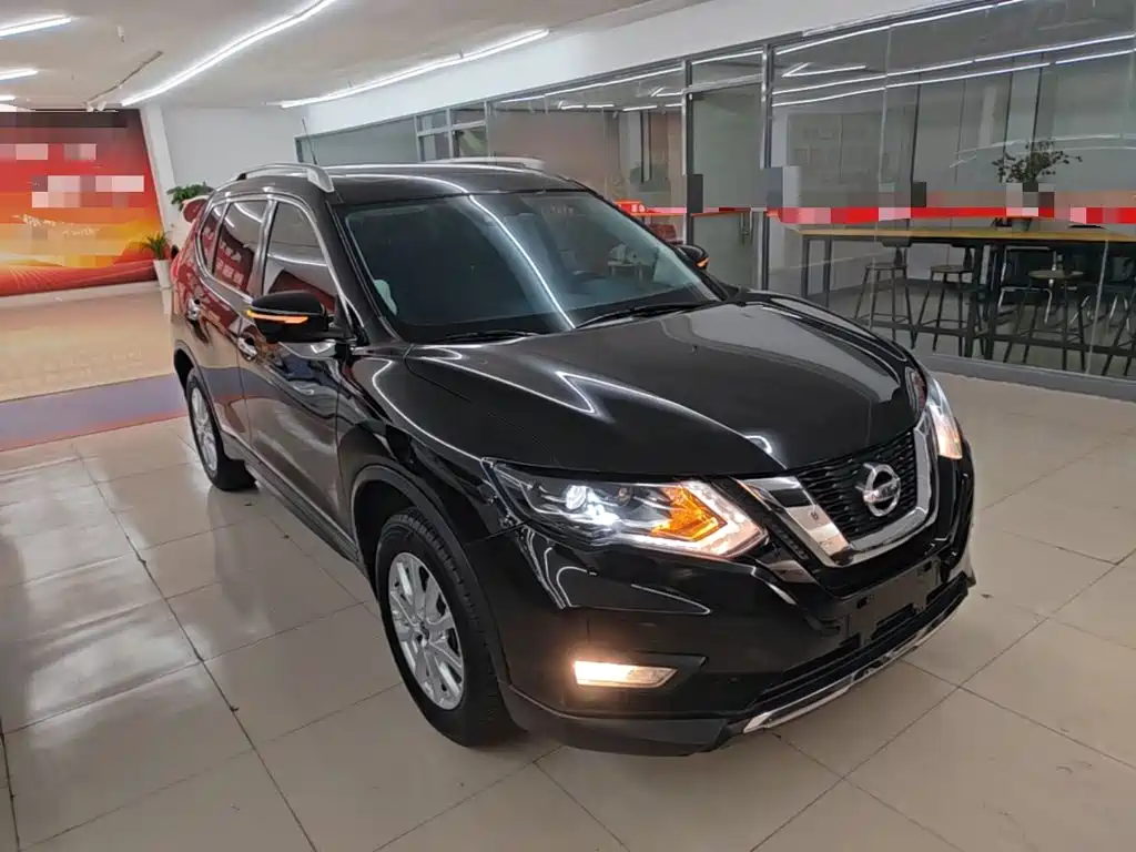 Nissan X-Trail — миниатюра 4
