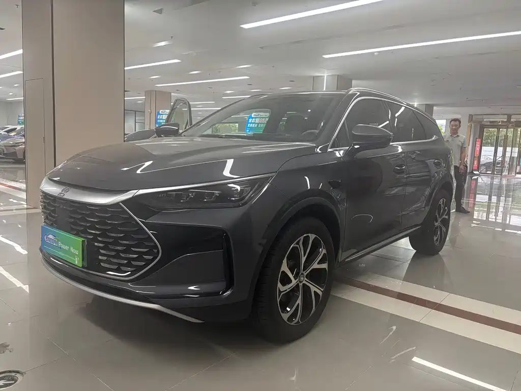 Byd Tang New Energy 2025