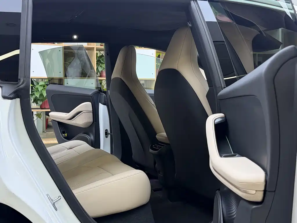 NIO ET5T — миниатюра 14