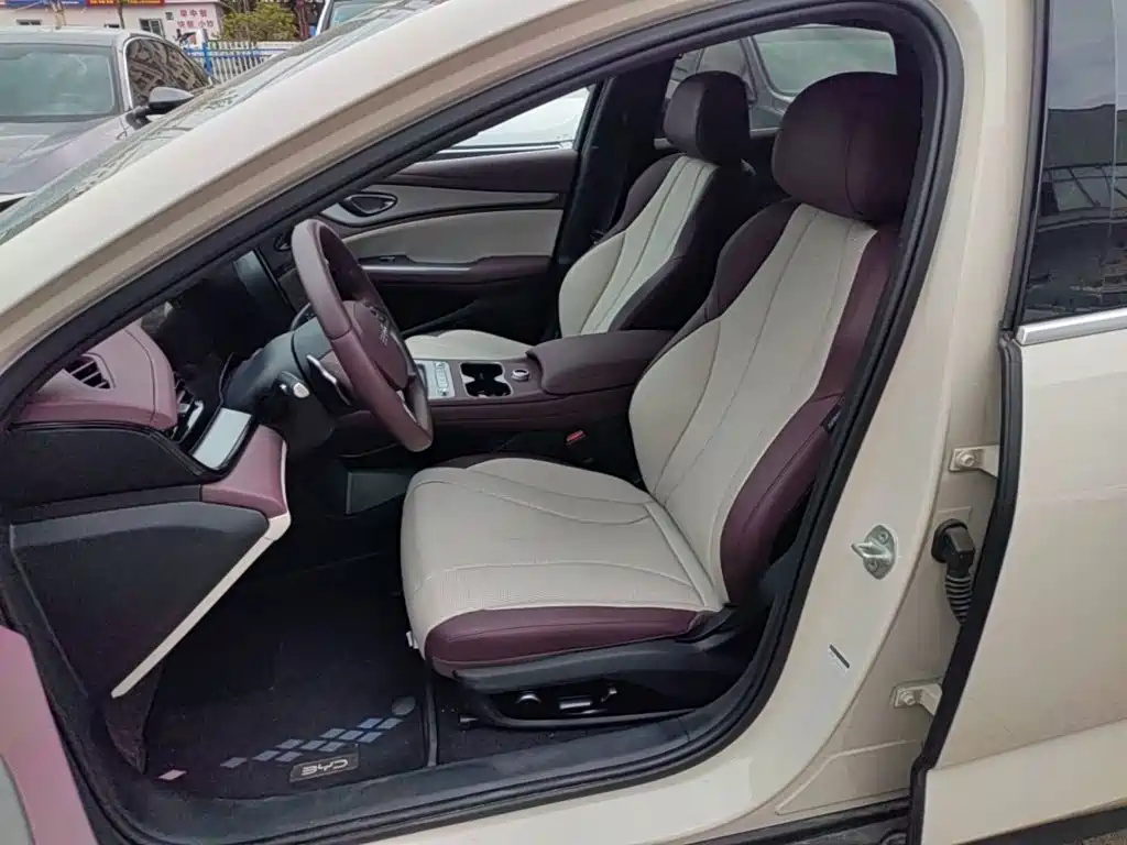 BYD Seal 07 DM-i — миниатюра 15