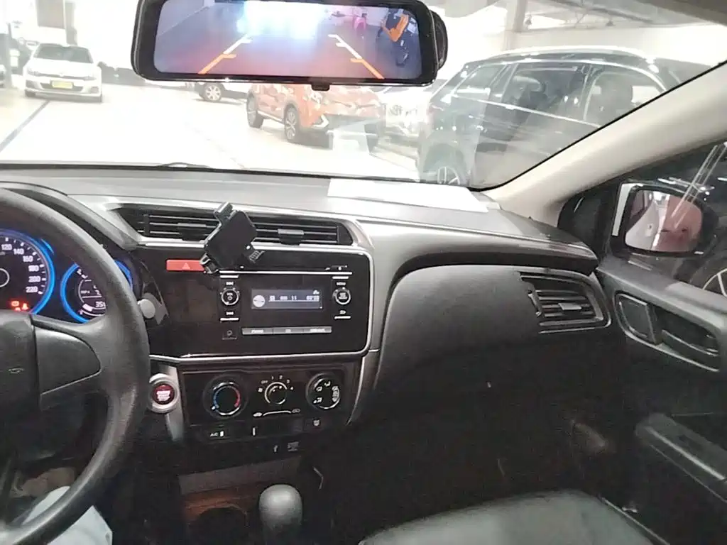 Honda City — миниатюра 13