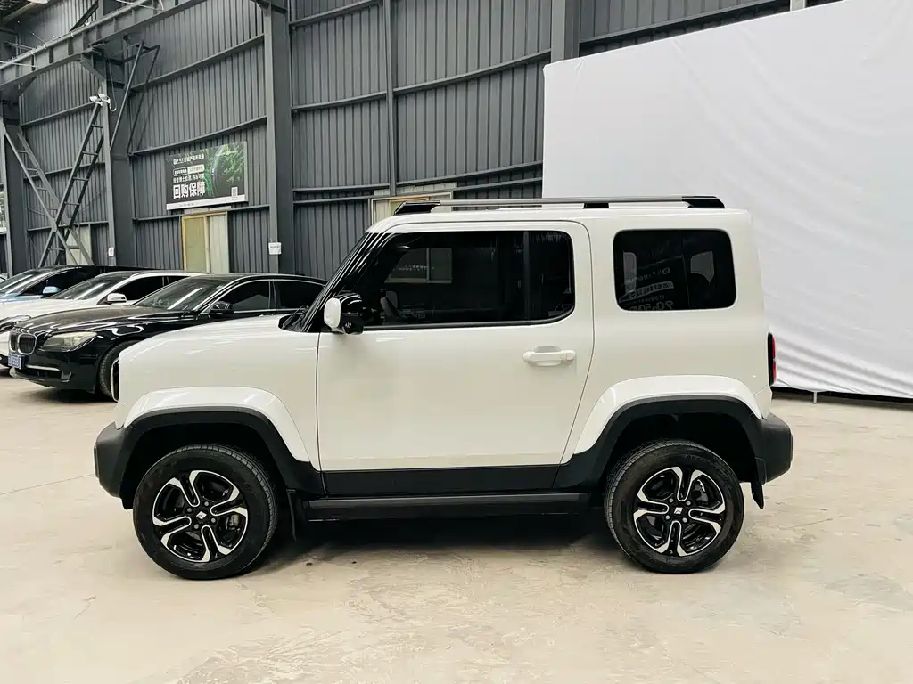 Baojun Yueye — миниатюра 8