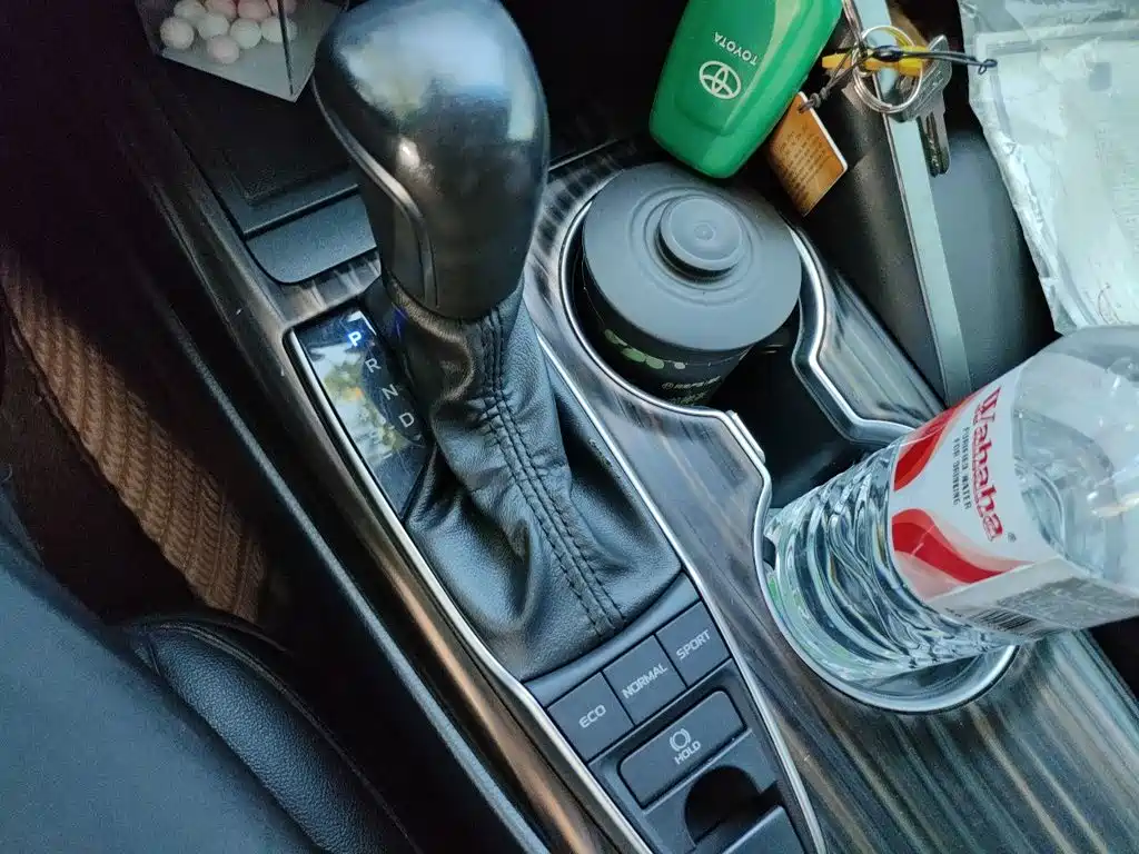 Toyota Camry — миниатюра 15