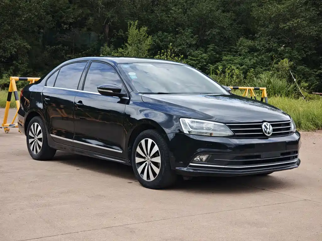 Volkswagen Sagitar — миниатюра 3
