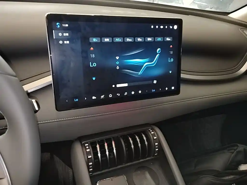BYD Yuan Plus — миниатюра 13
