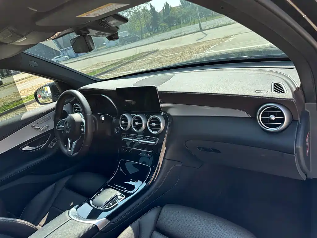 Mercedes-Benz GLC — миниатюра 17