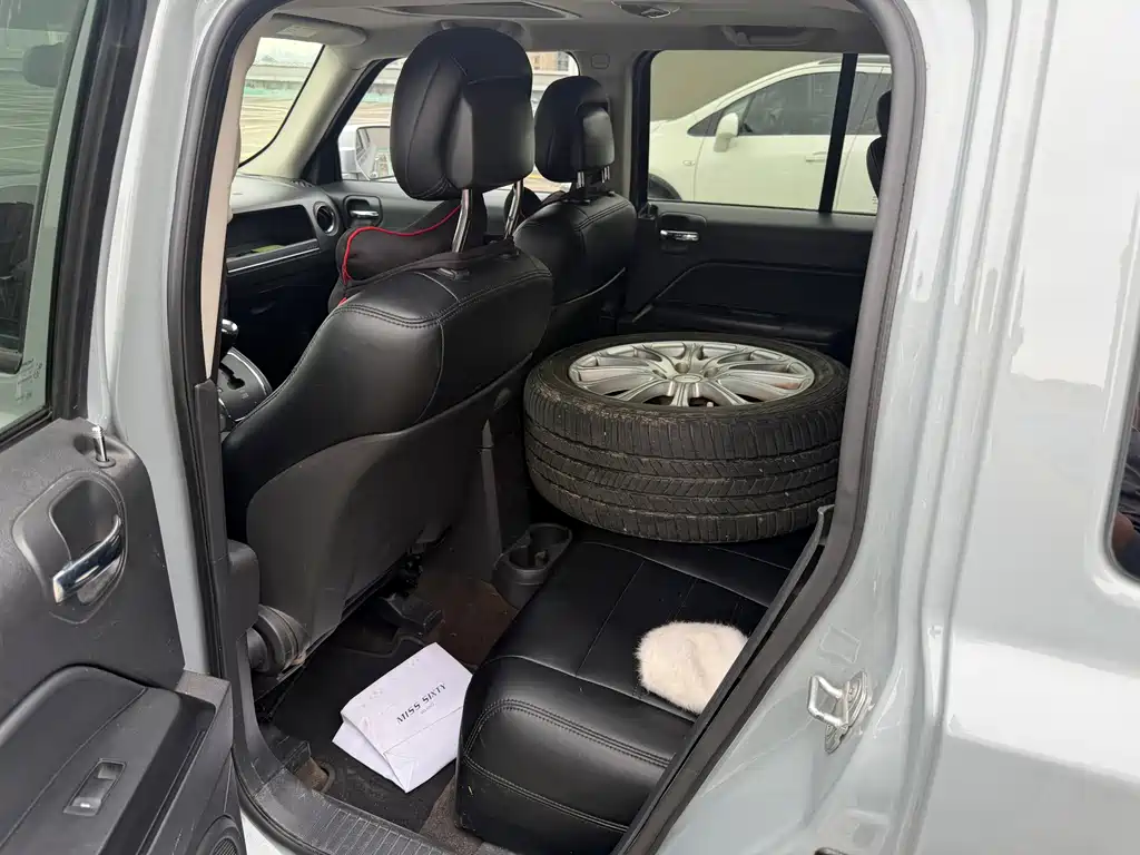 Jeep Patriot — миниатюра 4