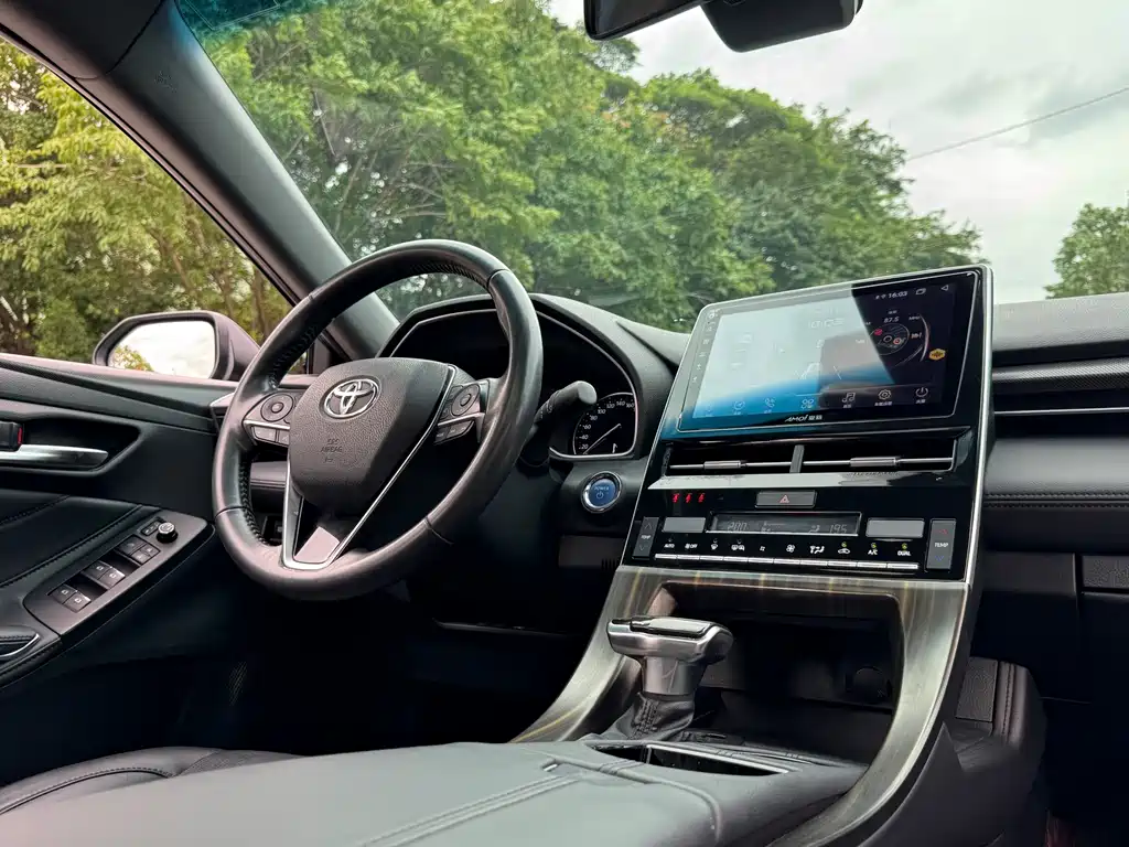 Toyota Avalon — миниатюра 12