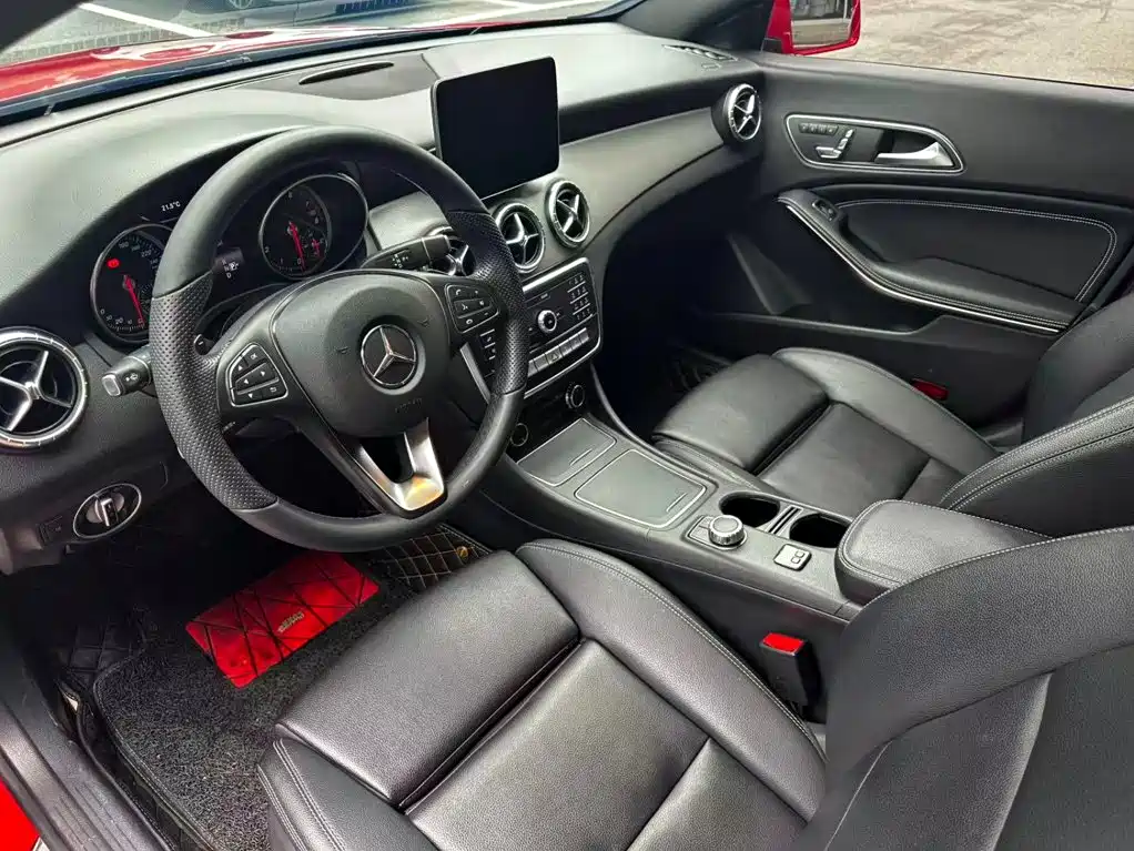 Mercedes-Benz CLA (Import) — миниатюра 14
