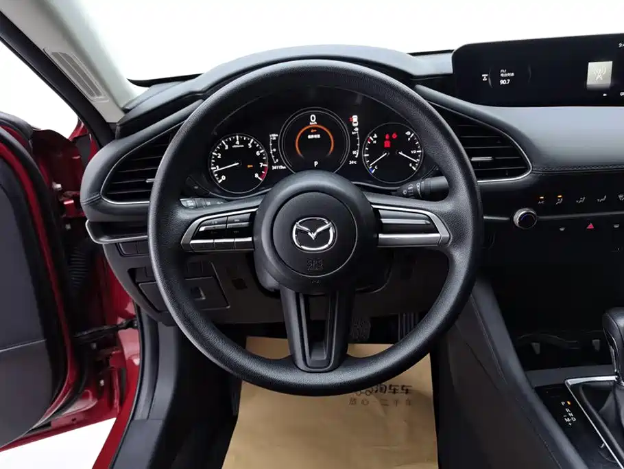 Mazda 3 Axela — миниатюра 15