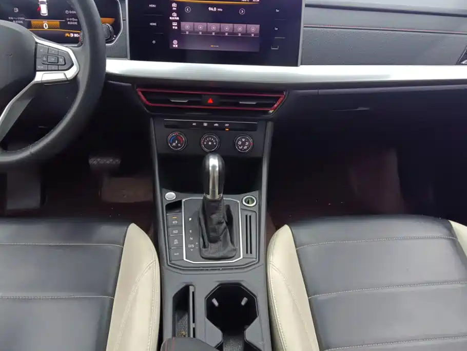 Volkswagen Lavida — миниатюра 16
