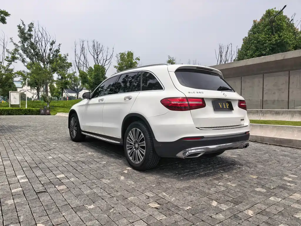 Mercedes-Benz GLC 2016 GLC 260 4MATIC