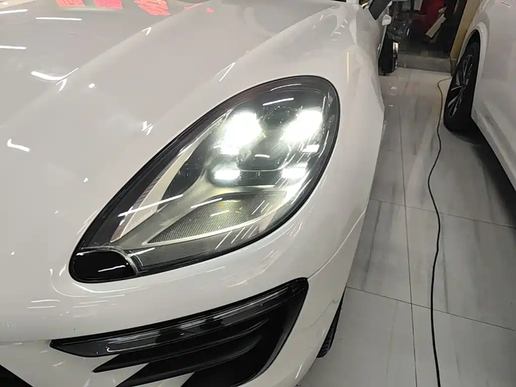 Porsche Macan — миниатюра 24