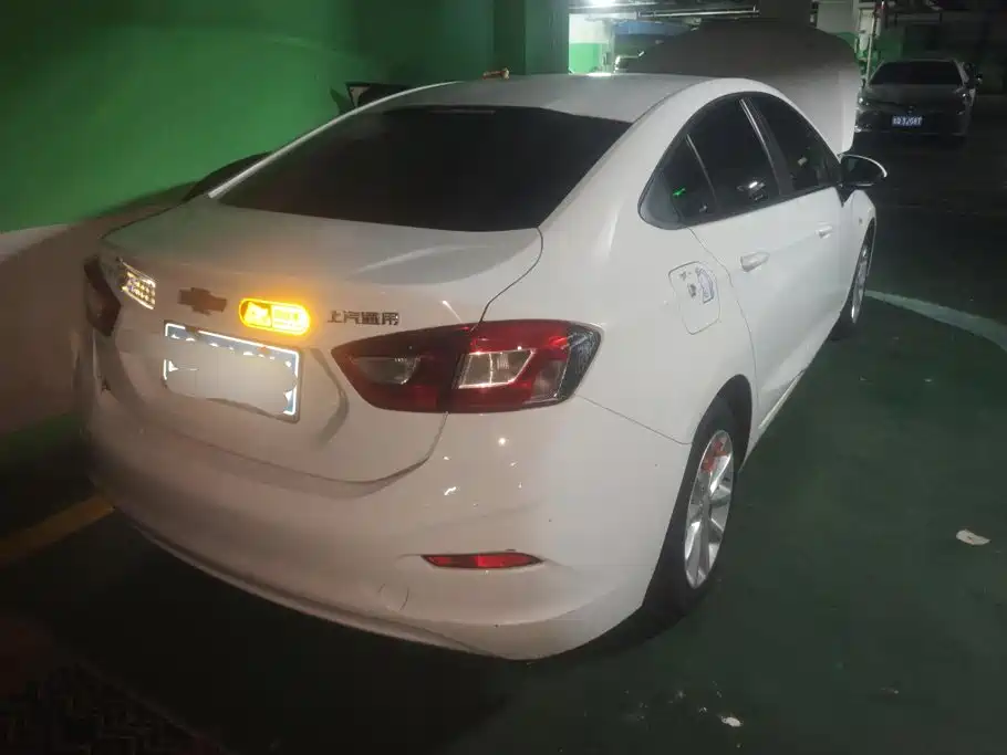Chevrolet Cruze — миниатюра 3